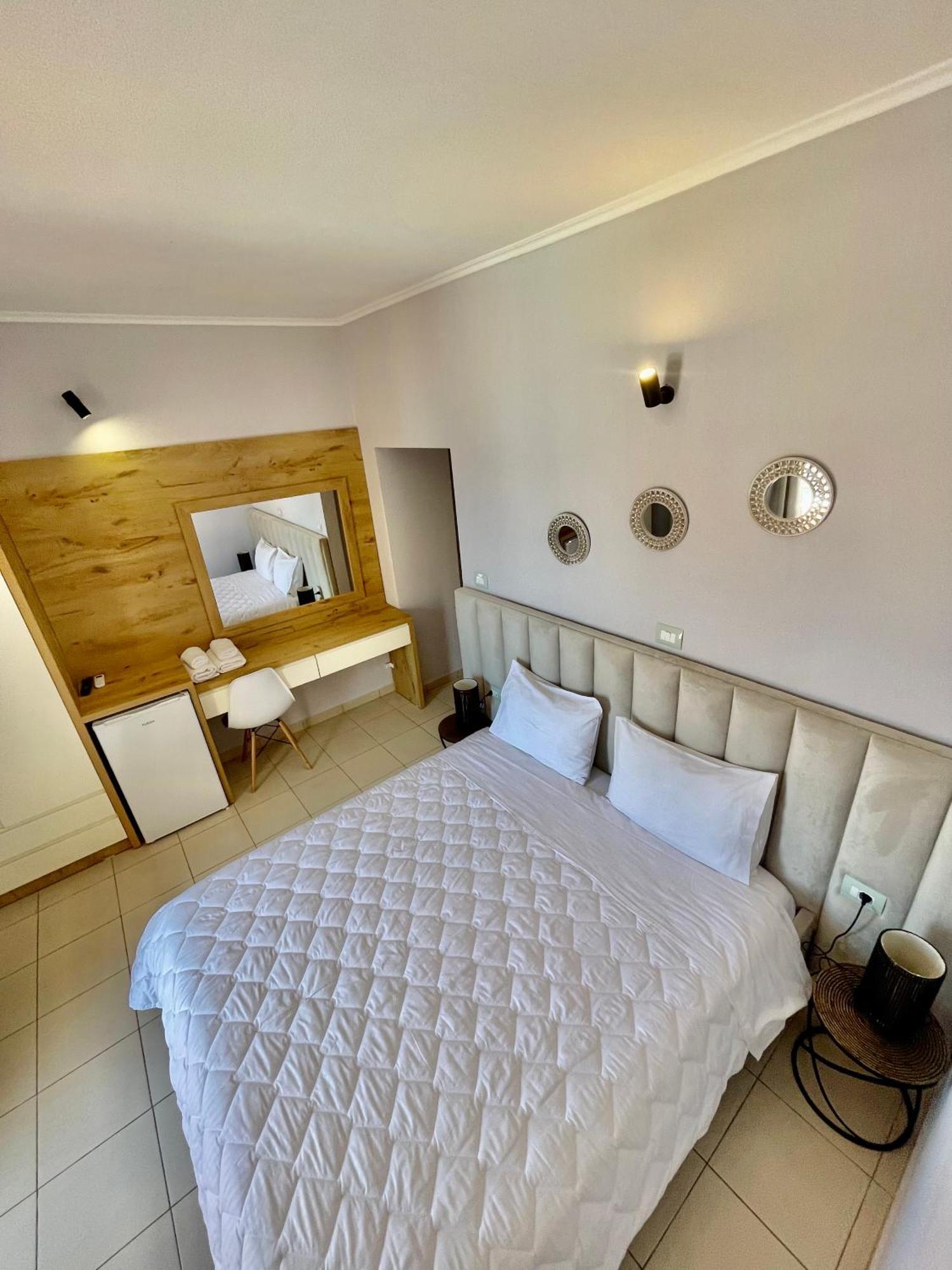 Hotel Kolagji Himare Ngoại thất bức ảnh